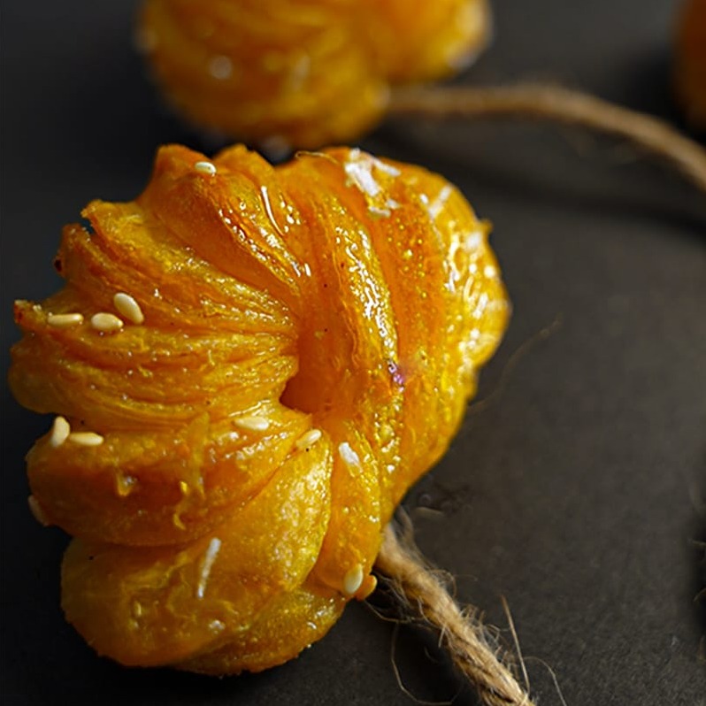 پاپیون عسلی